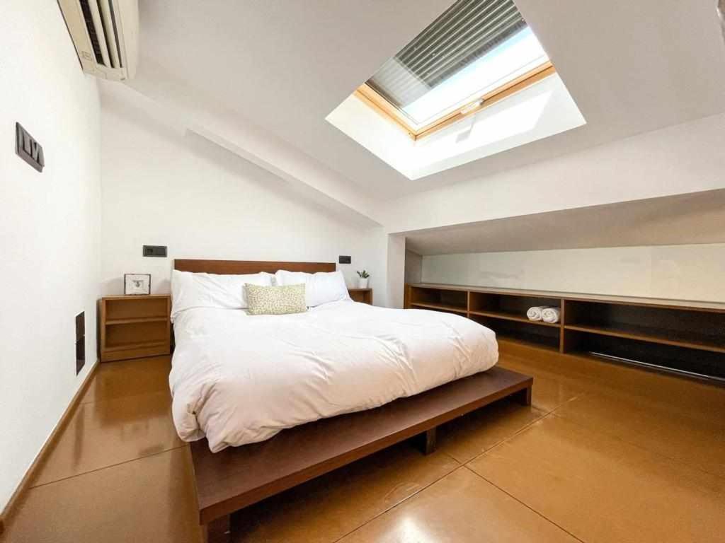 Loft Cort Reial Atico In The Heart Of The Old Town Apartment Girona Exterior foto
