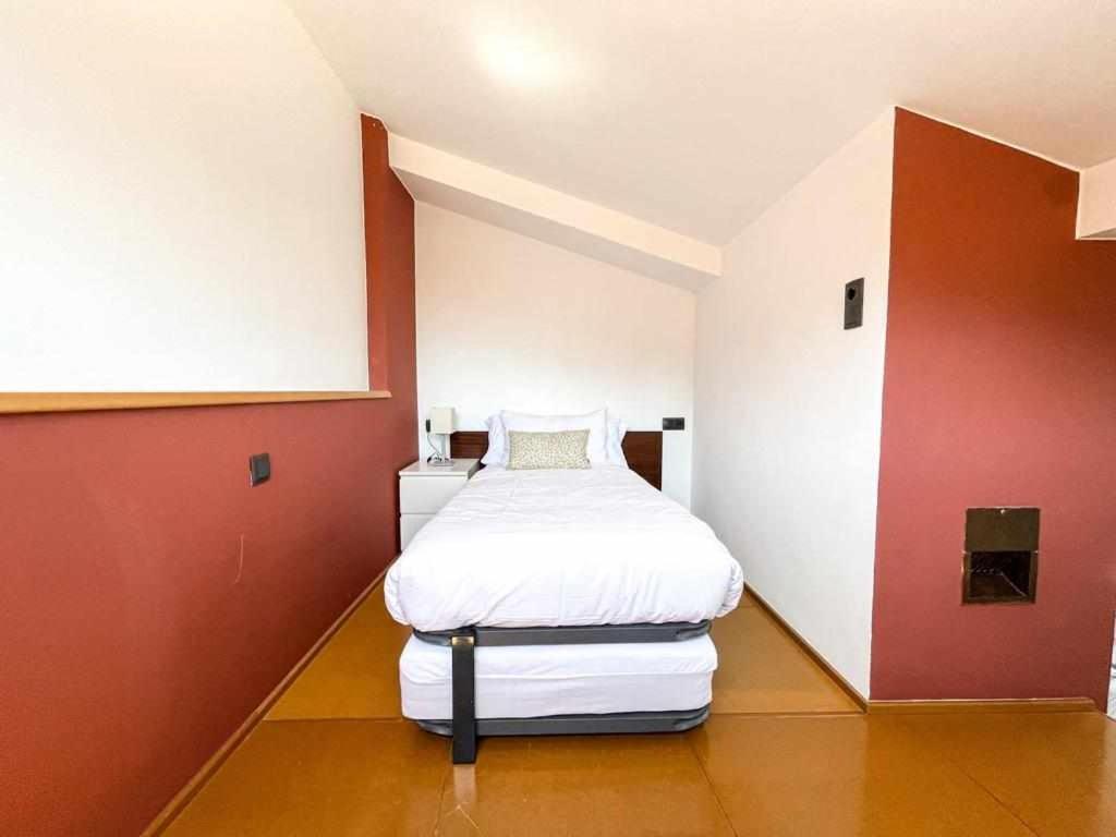 Loft Cort Reial Atico In The Heart Of The Old Town Apartment Girona Exterior foto